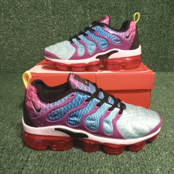 Nike Air Vapormax - Picture 1 of 5